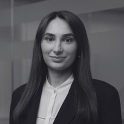 https://mla.vbpartners.ua/wp-content/uploads/2025/10/Лілія-Кузнець-фото-2-e1761831891480.jpg